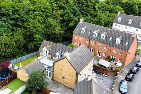 5 bedroom detached house for sale, Waldsassen Road, Pencoed, Bridgend