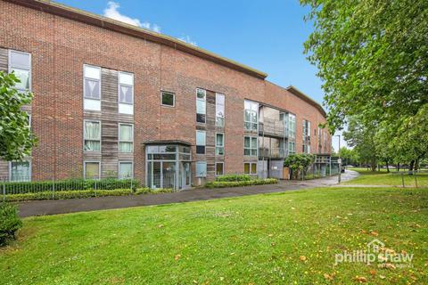 2 bedroom flat for sale, Martlesham Walk, London, NW9