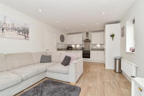 2 bedroom flat for sale, Thornton Close, Leatherhead, Surrey