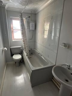 2 bedroom terraced house to rent, Ditchingham,