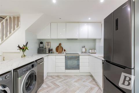 29 Fairbank Close, Ongar, CM5 9HX