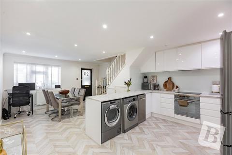 29 Fairbank Close, Ongar, CM5 9HX