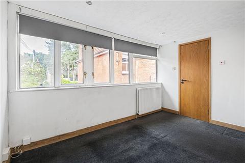 2 bedroom house for sale, Connaught Road, Brookwood, Woking, Surrey, GU24