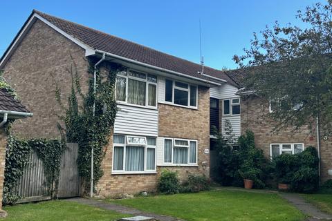 1 bedroom apartment for sale, Field View, Egham, Surrey, TW20