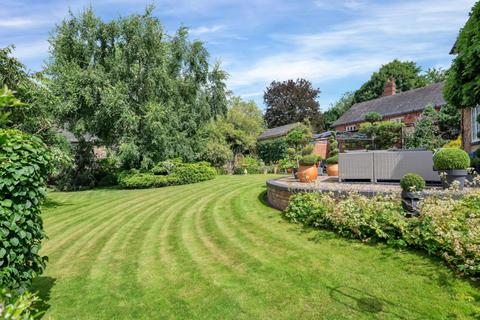 4 bedroom detached house for sale, Loughborough LE12