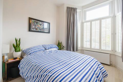 1 bedroom flat to rent, Springbank Road, Lewisham, London, SE13