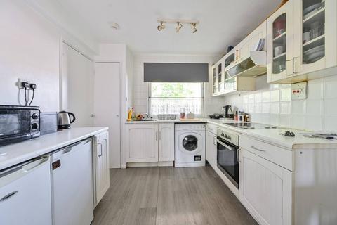 3 bedroom flat for sale, John Ruskin Street, Elephant and Castle, London, SE5