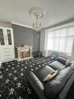 3 bedroom semi-detached house to rent, Campbell Street, Bolton