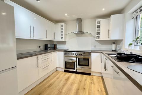 12 Farriers Green, Valley Truckle, Camelford, PL32 9QY
