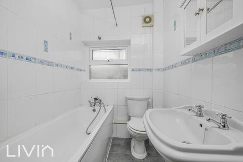 2 bedroom flat for sale, Crystal Palace SE19