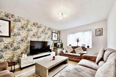 3 bedroom semi-detached house for sale, Warham Close, Cheshunt EN8