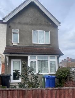 2 bedroom end of terrace house to rent, Park Street, Grimsby DN32