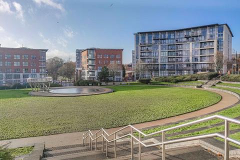 2 bedroom apartment for sale, Langley Walk, Birmingham, West Midlands, B15