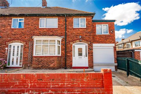 5 bedroom end of terrace house for sale, St. Olafs Grove, Grimsby, Lincolnshire, DN32