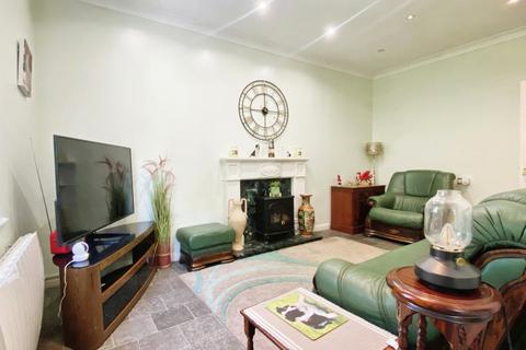 1 bedroom flat for sale, Pegasus Court, Abergavenny NP7