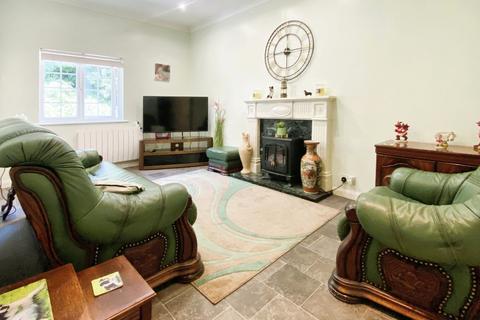 1 bedroom flat for sale, Pegasus Court, Abergavenny NP7