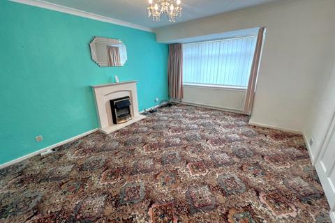 3 bedroom semi-detached house for sale, Manor Road, Fleetwood FY7