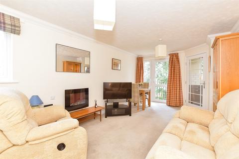 2 bedroom flat for sale, London Road, Waterlooville, Hampshire