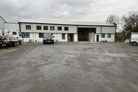 Warehouse to rent, Unit 5 Sterte Road Industrial Estate, 145 Sterte Road, Poole, BH15 2AF