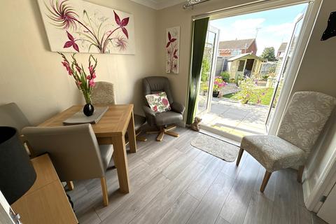 121 Lambert Road, Uttoxeter, ST14 7QY