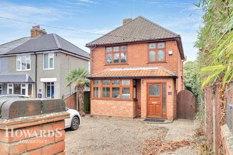 3 bedroom detached house for sale, Gorleston Road, Oulton Broad