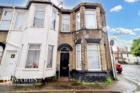 3 bedroom end of terrace house for sale, Standard Road, Great Yarmouth