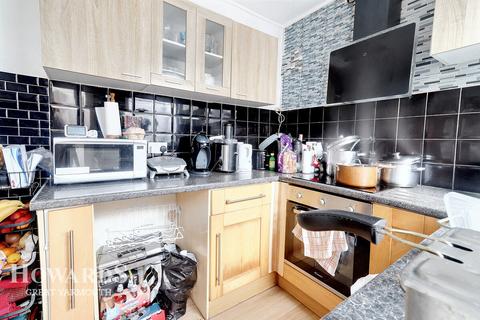 3 bedroom end of terrace house for sale, Standard Road, Great Yarmouth