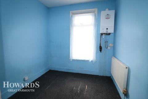 3 bedroom end of terrace house for sale, Standard Road, Great Yarmouth