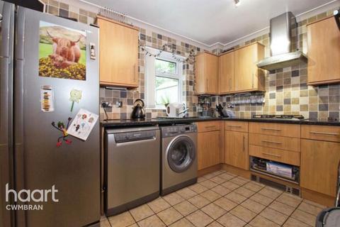 3 bedroom end of terrace house for sale, Glaslyn Court, Cwmbran