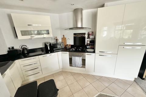 2 bedroom apartment for sale, 6a Birds Hill Road, Poole, BH15