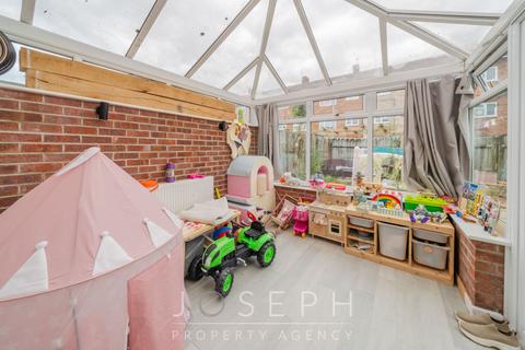 90 Macaulay Road, Ipswich, IP1 6JJ