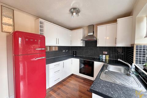 9 Barbers Close, Worcester, WR4 9XX