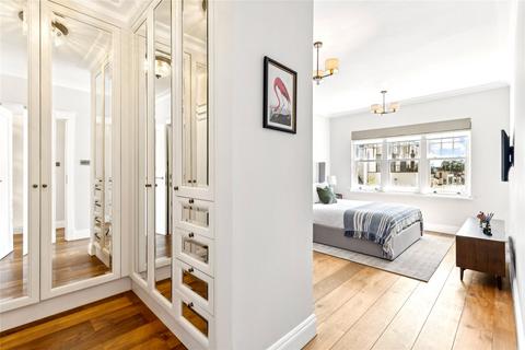 4 bedroom terraced house to rent, Ennismore Gardens, London, SW7