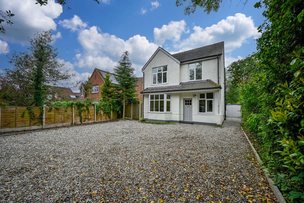 Five bedroom detached house