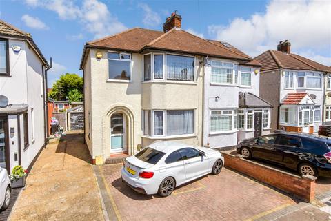 3 bedroom semi-detached house for sale, Rushden Gardens, Clayhall, Essex