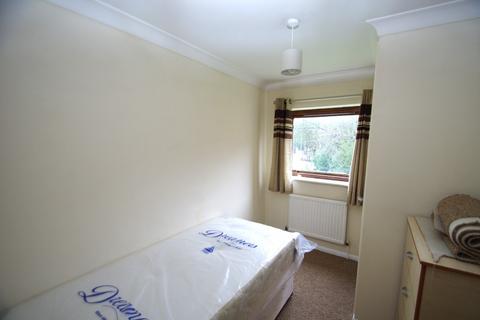 2 bedroom flat to rent, Grandfield Avenue, WATFORD, WD17