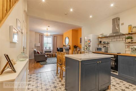 10 Carrhill Road, Mossley, Ashton-under-lyne, OL5 0QT