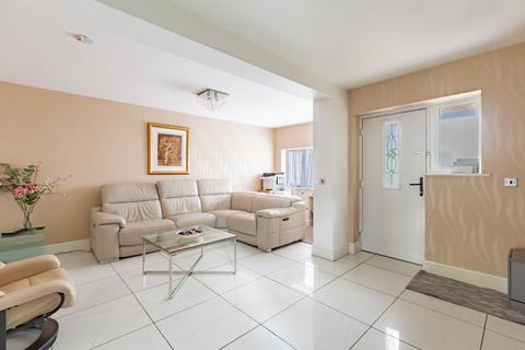 5 bedroom semi-detached house for sale, Singlewell Road, Gravesend