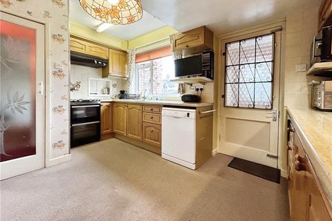 3 bedroom semi-detached house for sale, Elm Road, Evesham, Worcestershire