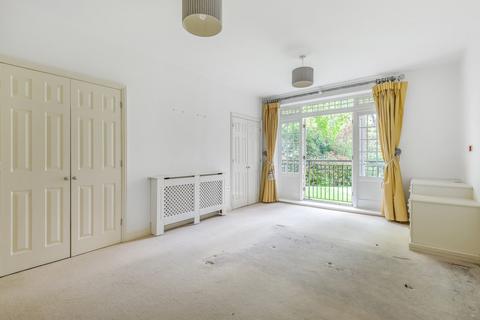 2 bedroom flat to rent, Worsley Grange Kemnal Road BR7