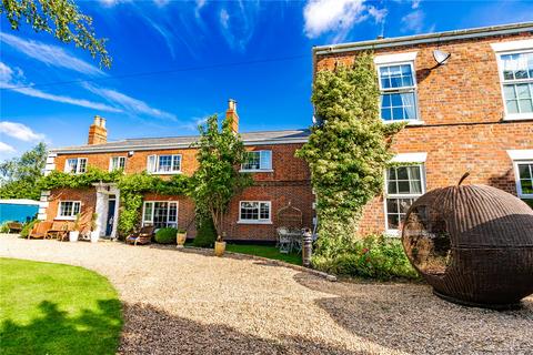 The Old House Front Street, Ulceby, DN39 6SY