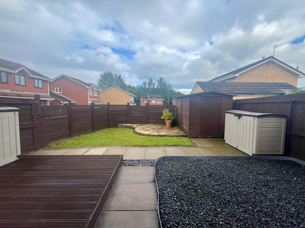 Hazelwood, Jarrow 3 bed end of terrace house to rent £825 pcm (£190 pw)