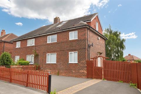 4 bedroom semi-detached house for sale, Smeaton Grove, Swillington, Leeds, West Yorkshire