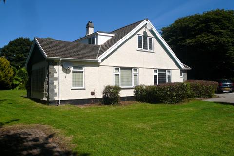 4 bedroom detached house to rent, Tregew Road, Falmouth TR11