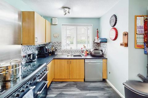 2 bedroom semi-detached house for sale, Stockton Road, North Shields