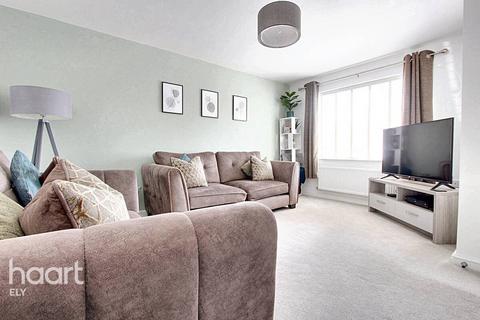 3 bedroom end of terrace house for sale, Lowfield Crescent, Littleport