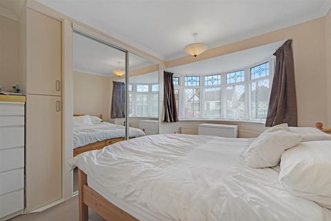 120 Manor Road, Dagenham, RM10 8BE