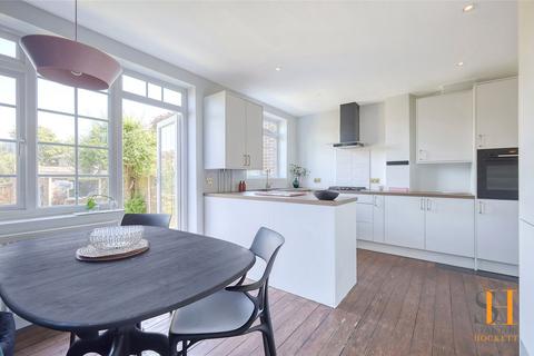 3 bedroom terraced house for sale, Home Meadows, Billericay, Essex, CM12