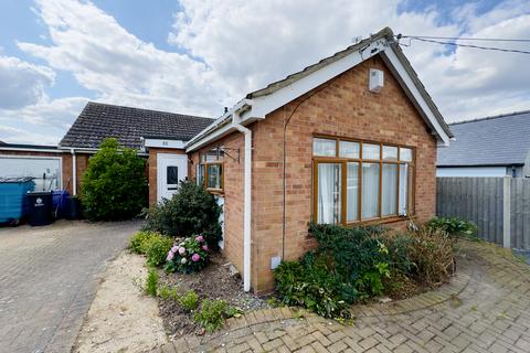 4 bedroom detached bungalow for sale, Jaywick Lane, Clacton-on-Sea CO16