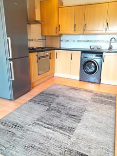 2 bedroom flat to rent, Zurich House, Hatfield Road, London E15